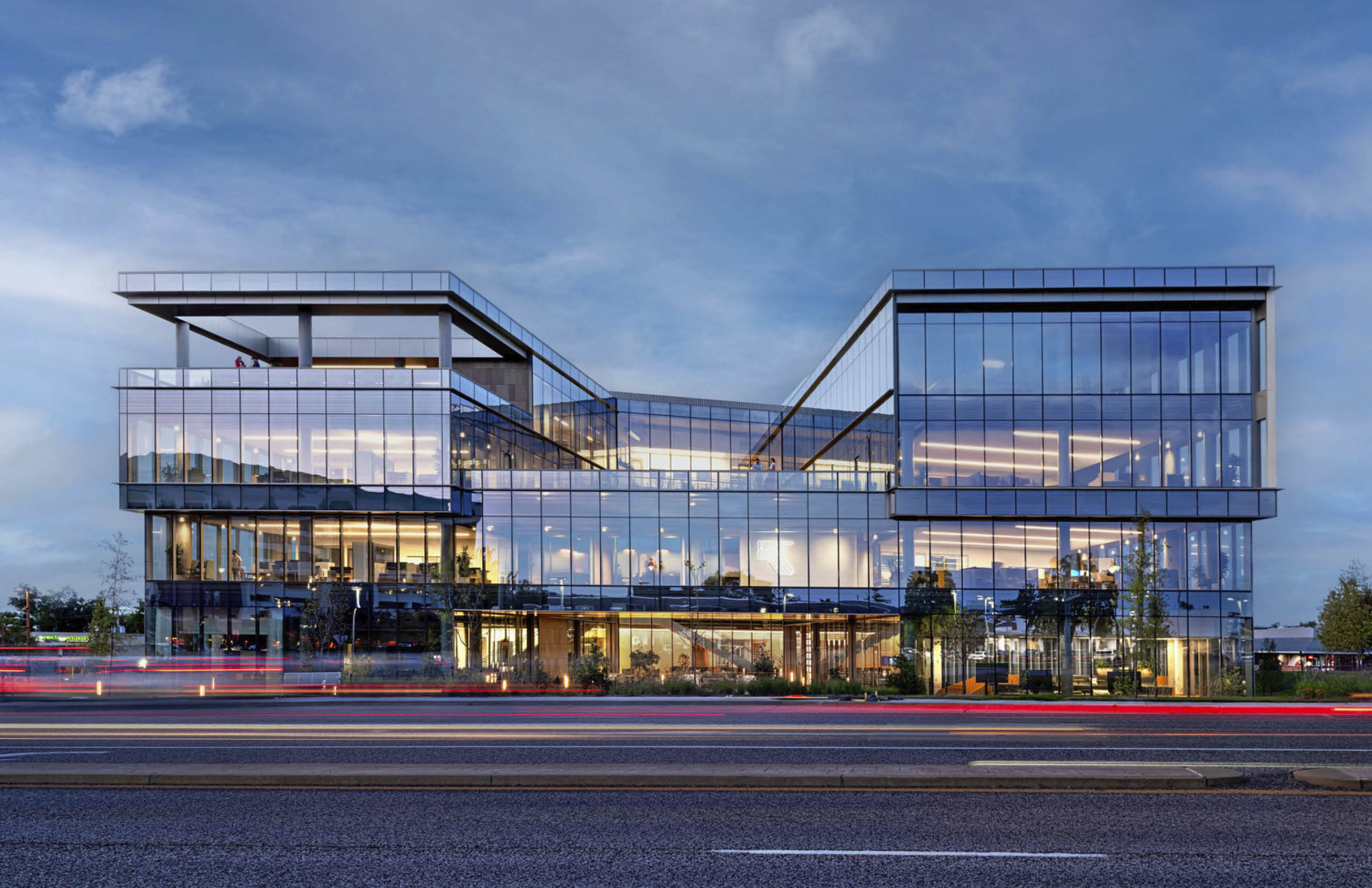 Financial Services Facility Roofing in Denver | Commercial Roofers of Denver